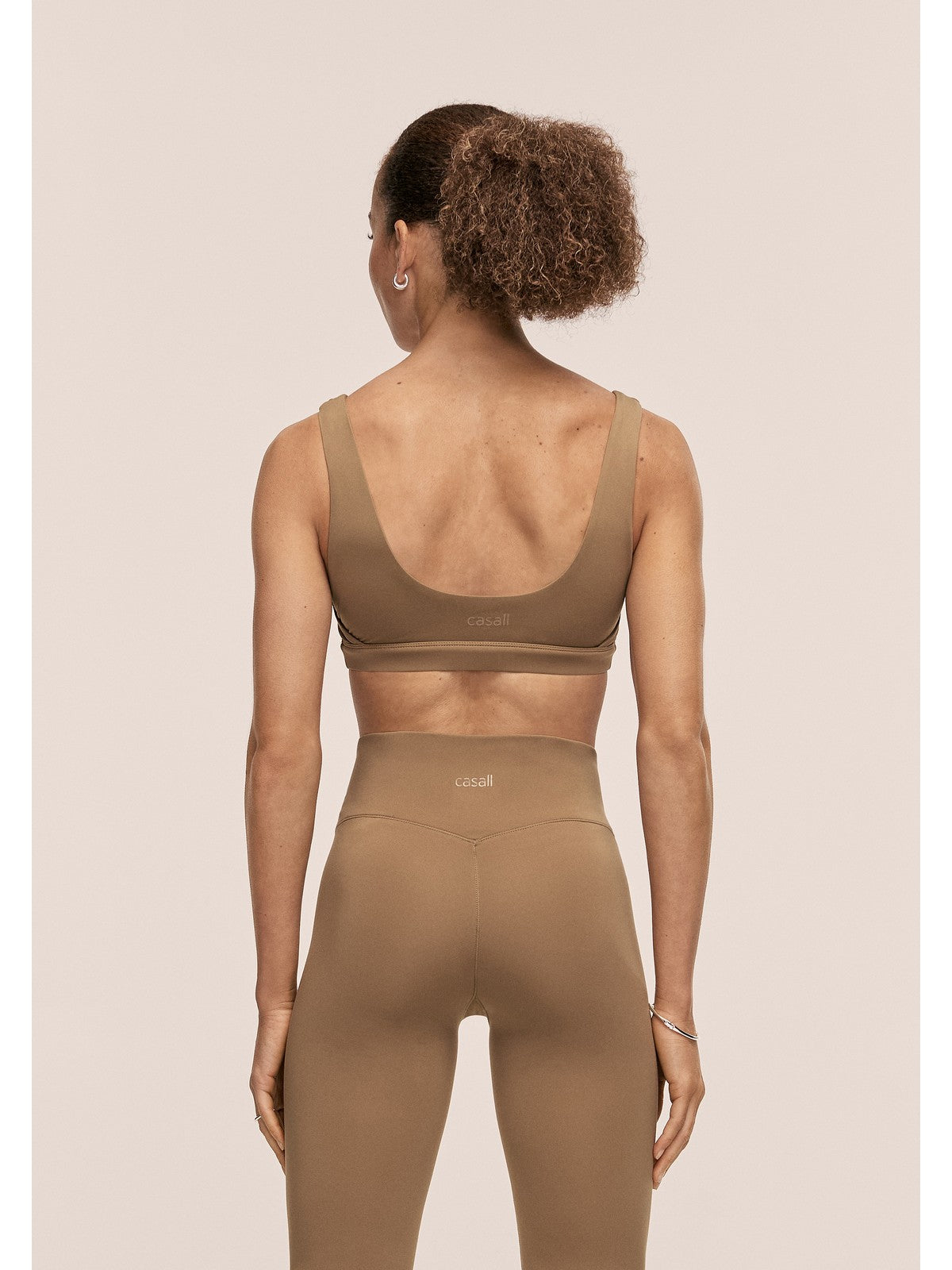 Stanik sportowy CASALL Soft Touch Padded Sports Bra kolor zielony