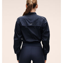 Kurtka damska CASALL Statement Woven Training Jacket granatowa

