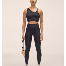 Legginsy damskie CASALL Twist Cut Out High Waist Tights kolor czarny
