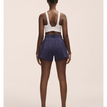 Szorty do biegania Casall Luna Textured Shorts fioletowy - Adventure Sports
