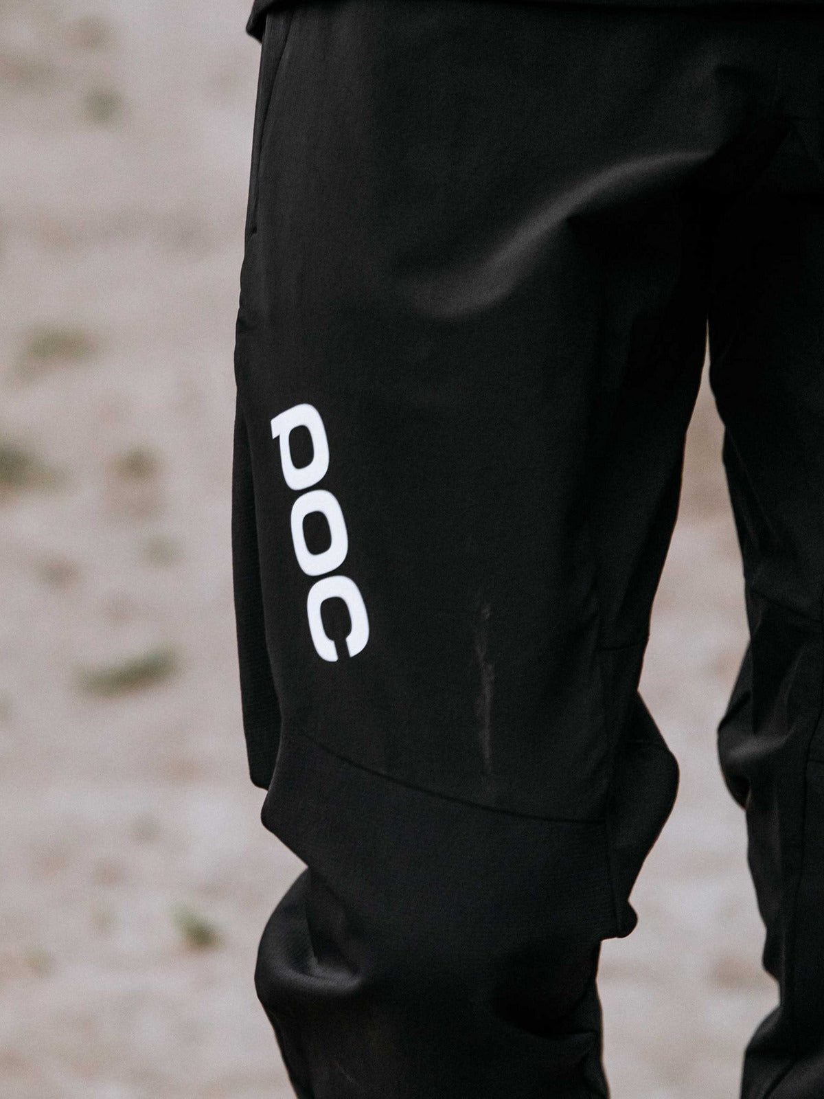 Spodnie rowerowe POC Rhythm Resistance czarny - Spodenki - Adventure Sports