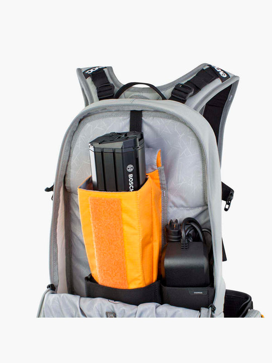 Plecak rowerowy EVOC FR Enduro E-Ride 16 stone - bright orange
