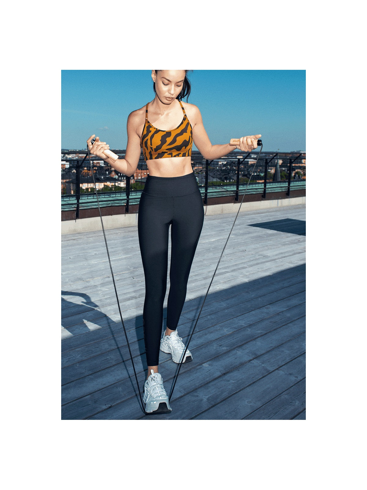 Legginsy treningowe damskie CASALL Graphic High Waist Tights kolor czarny