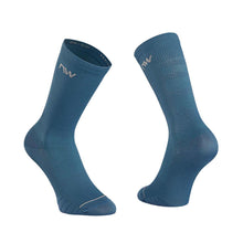 Skarpety rowerowe NORTHWAVE Extreme Pro Sock niebieski/jasny szary - Adventure Sports
