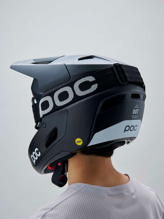 Kask rowerowy POC Barocon Carbon czarny
