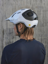 Kask rowerowy POC Axion Race Mips biało czarny
