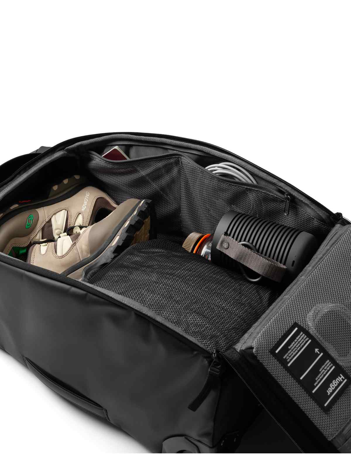 Torba podróżna na kółkach Db™ Hugger Roller Bag Carry-On 40L czarny