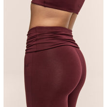 Spodnie damskie CASALL Sublime Folded Flare Pants kolor bordowy
