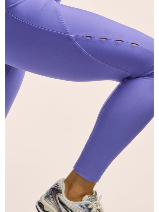 Legginsy damskie CASALL Twist Cut Out High Waist Tights kolor fioletowy
