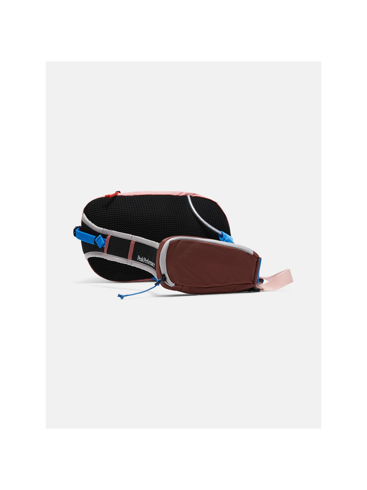 adventuresports nerka-peak-performance-outdoor-slingbag-g80780060-r64 tyl