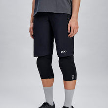 Spodenki rowerowe damskie POC W's Motion Shorts czarne
