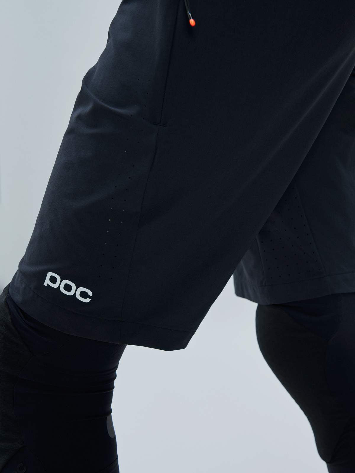 Spodenki rowerowe damskie POC W's Motion Air Shorts czarny