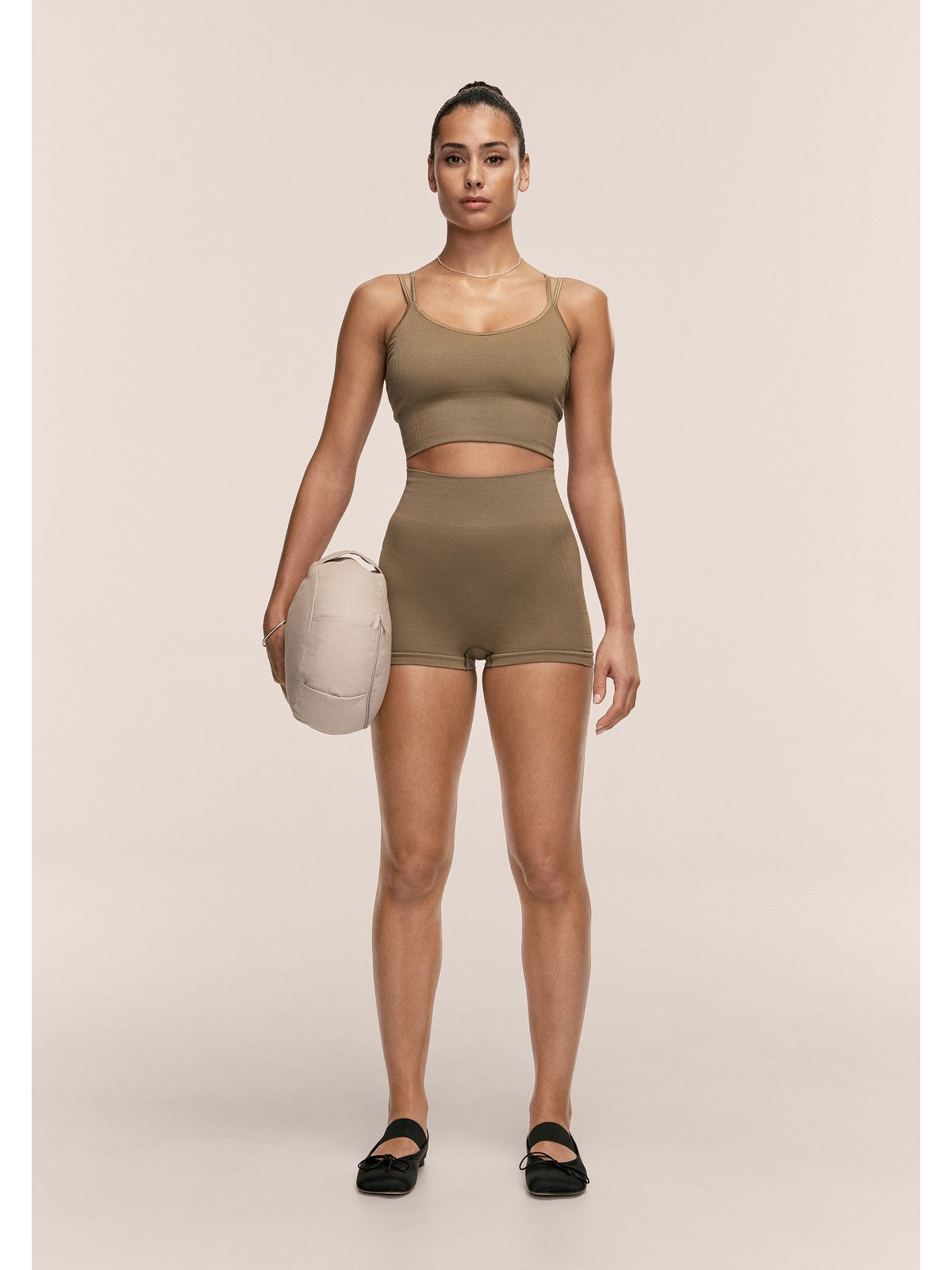 Top damski CASALL Shiny Seamless Rib Top kolor zielony