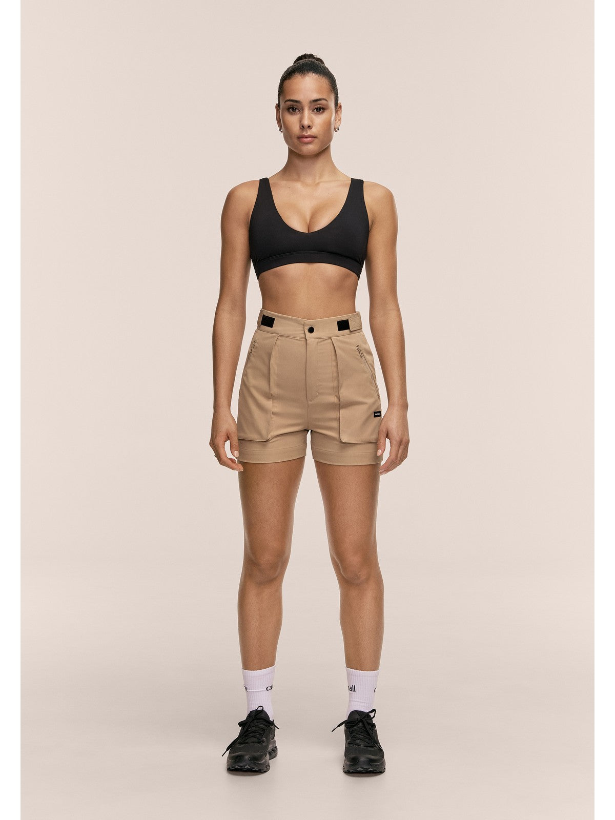 Szorty damskie CASALL Outdoor Active Shorts kolor piaskowy