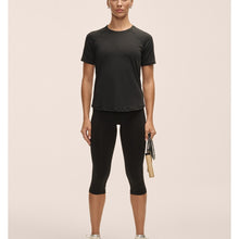 Legginsy damskie CASALL Essential 3/4 Tights kolor czarny
