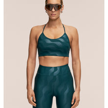 Stanik sportowy CASALL Sleek Strappy Sports Bra Printed kolor szary
