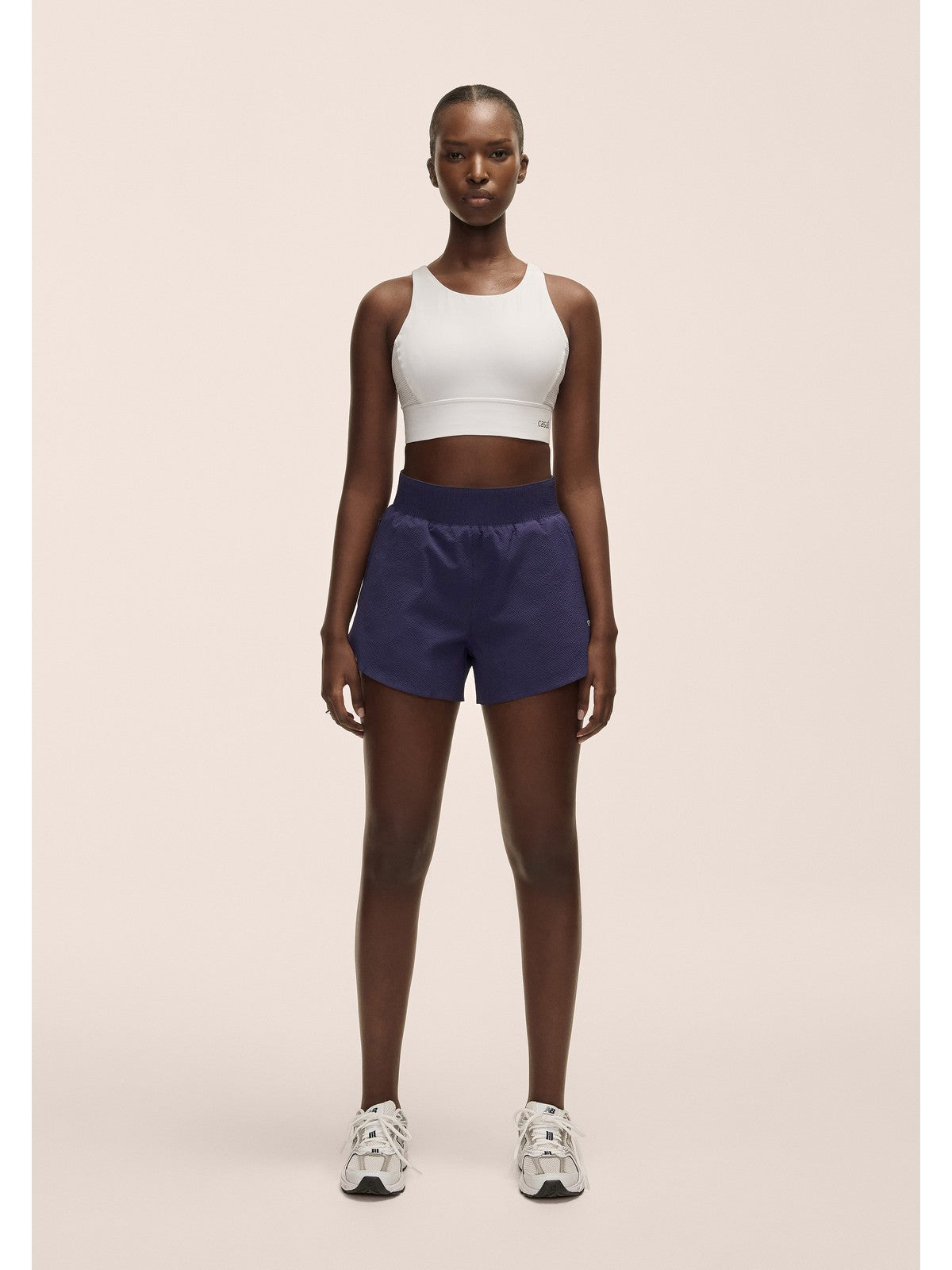 Szorty do biegania Casall Luna Textured Shorts fioletowy - Adventure Sports