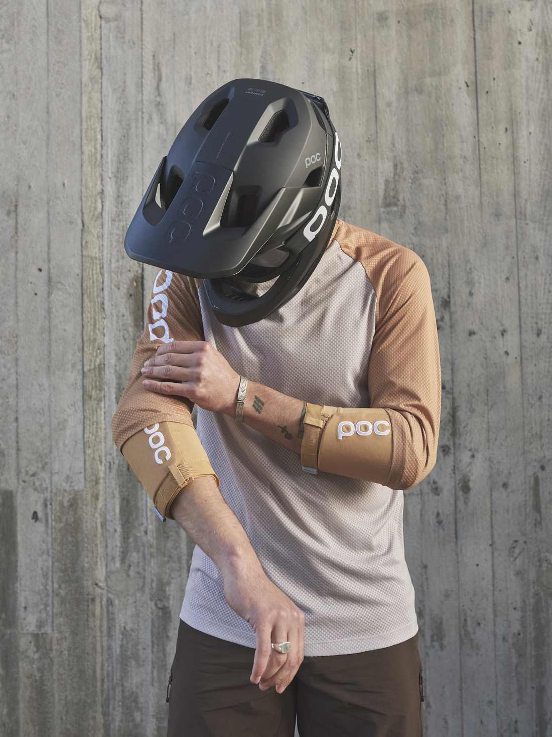 Ochraniacze na łokcie POC JOINT VPD AIR - brązowy - Ochraniacz - Adventure Sports