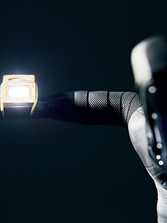 Lampka rowerowa BOOKMAN Block Light Front 50lm beżowy
