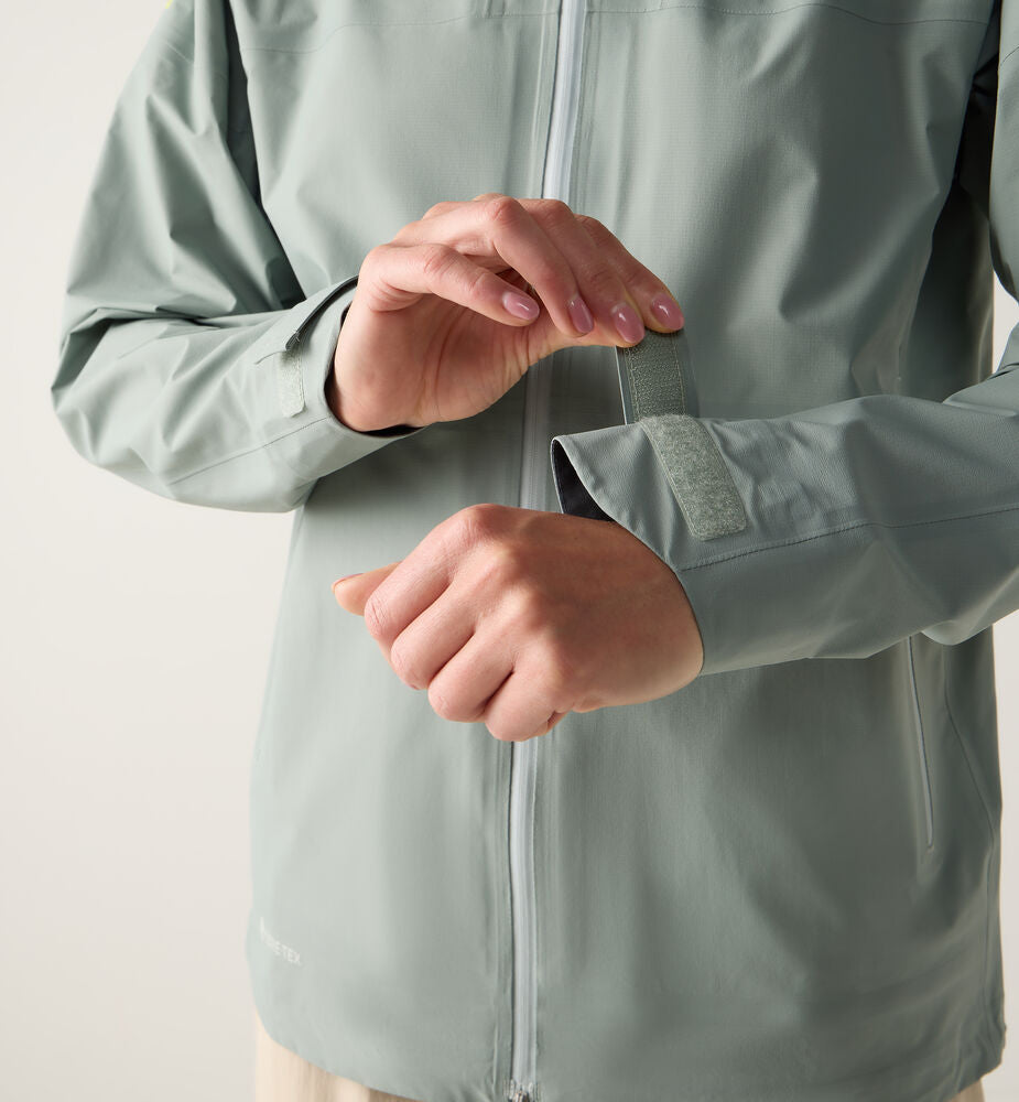 Kurtka HAGLÖFS L.I.M Airak GTX Jacket Women dew green