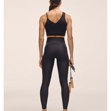 Legginsy damskie CASALL Twist Cut Out High Waist Tights kolor czarny
