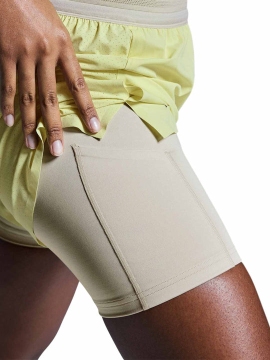 Szorty damskie do biegania On 3" Performance 2/1 Shorts żółty
