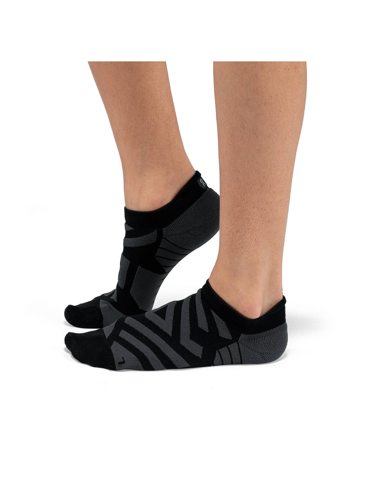 Skarpety do biegania On Performance Low Sock czarny