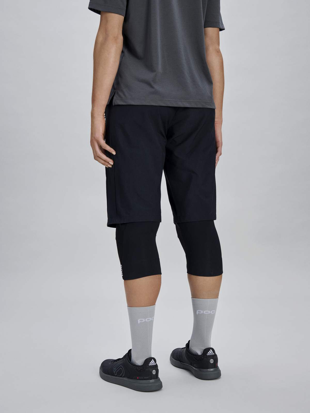 Spodenki rowerowe damskie POC W's Motion Shorts czarne