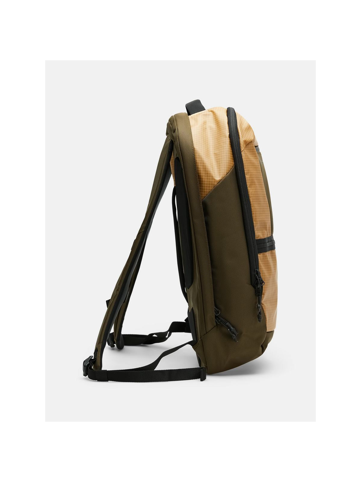 Plecak PEAK PERFORMANCE Commuter Backpack brązowy