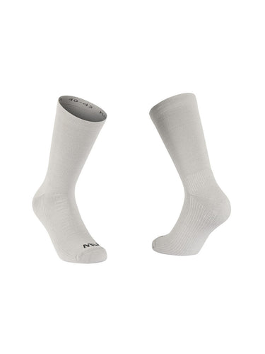 Kolor: light grey