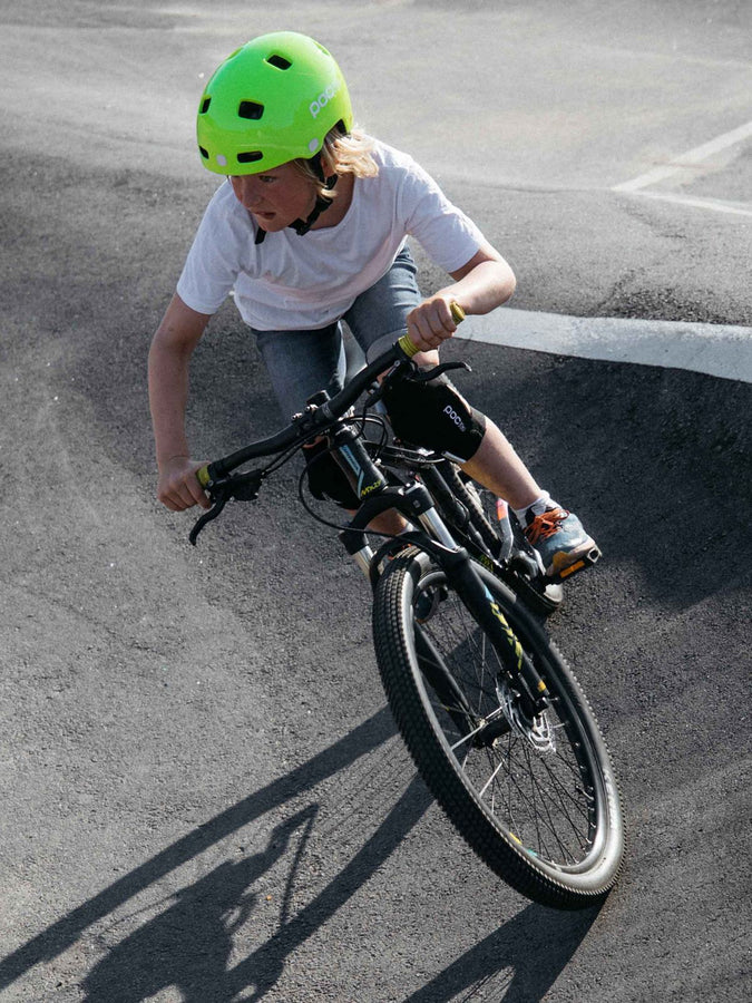 Kask rowerowy juniorski POCITO CRANE MIPS - zielony