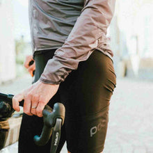 Spodenki gravelowe POC NE-PLUS ULTRA VPDS - czarny - rowerowe - Adventure Sports
