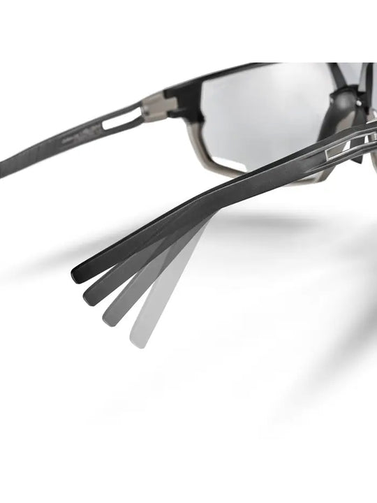 Okulary rowerowe JULBO RUSH - niebieski/szary - Reactiv light amplifier Cat 1-3 - L - Adventure Sports
