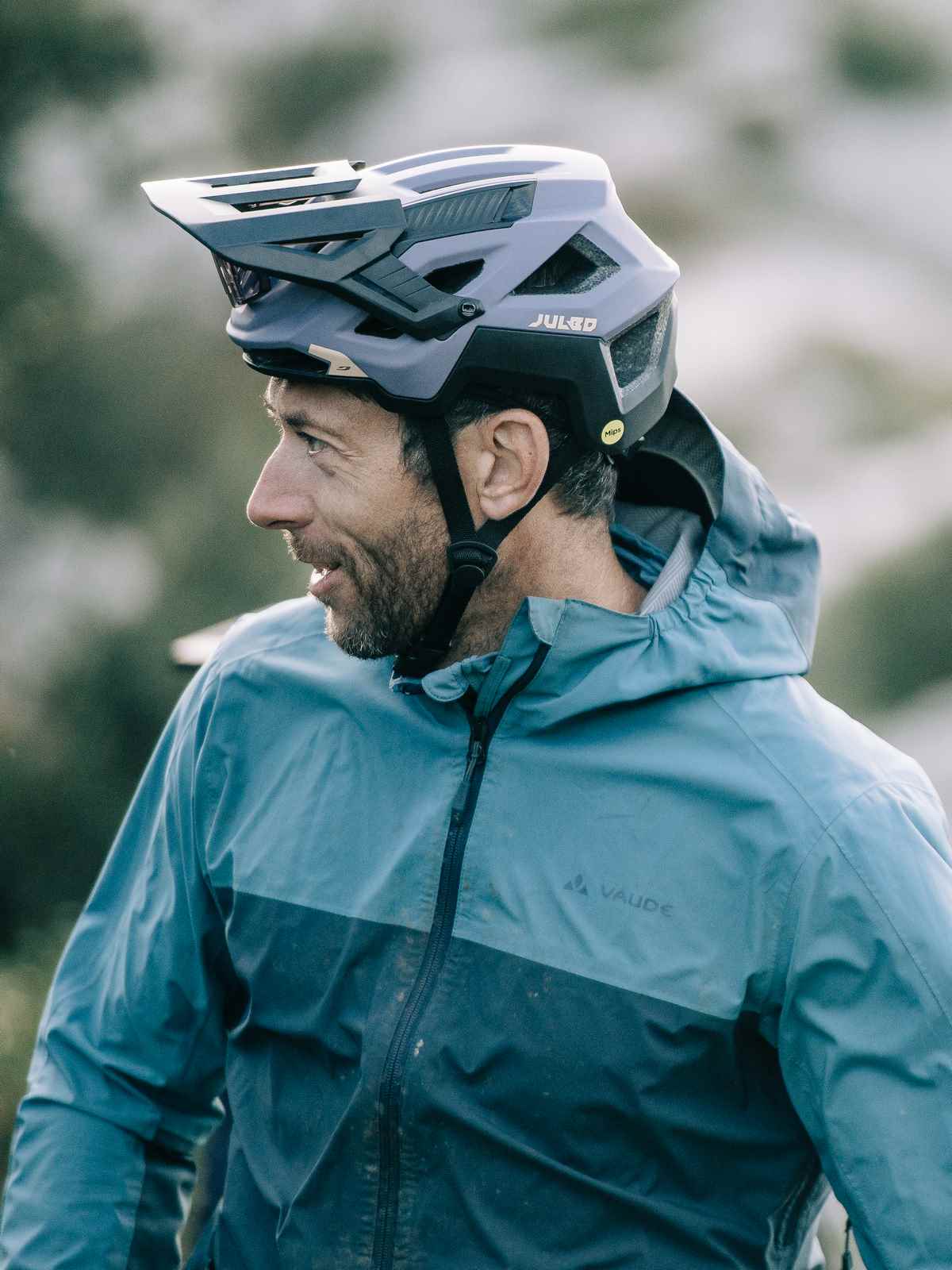 Kask rowerowy Julbo Forets fioletowo czarny - Adventure Sports