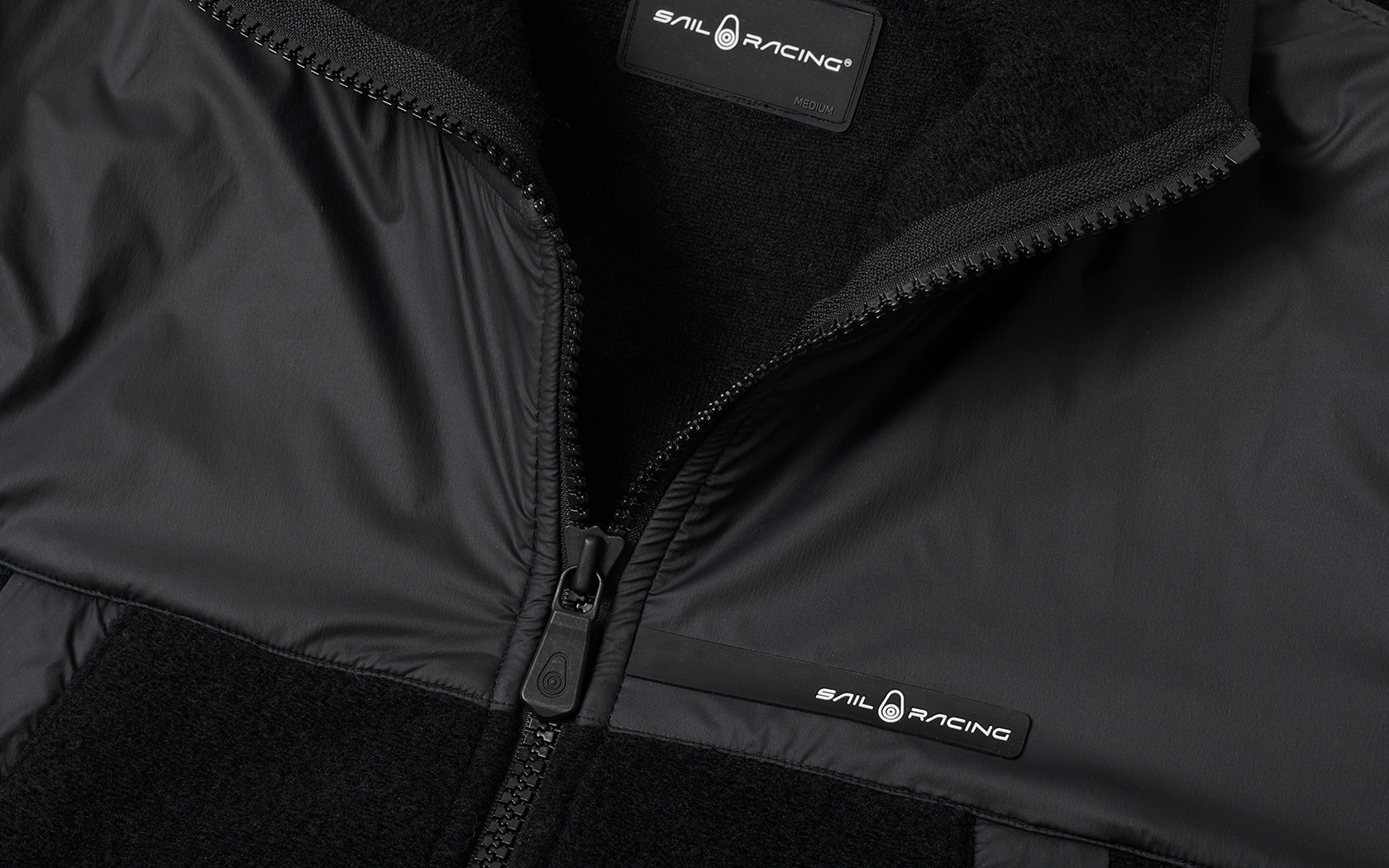 Bluza SAIL RACING GLACIER KNITTED ZIP HOOD czarna - Adventure Sports